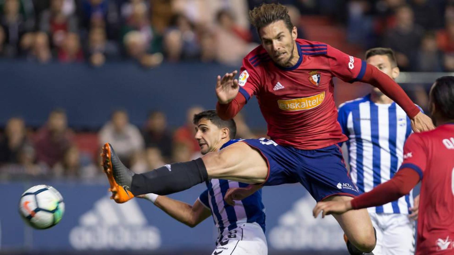 Osasuna reacciona en la segunda parte en una jornada redonda