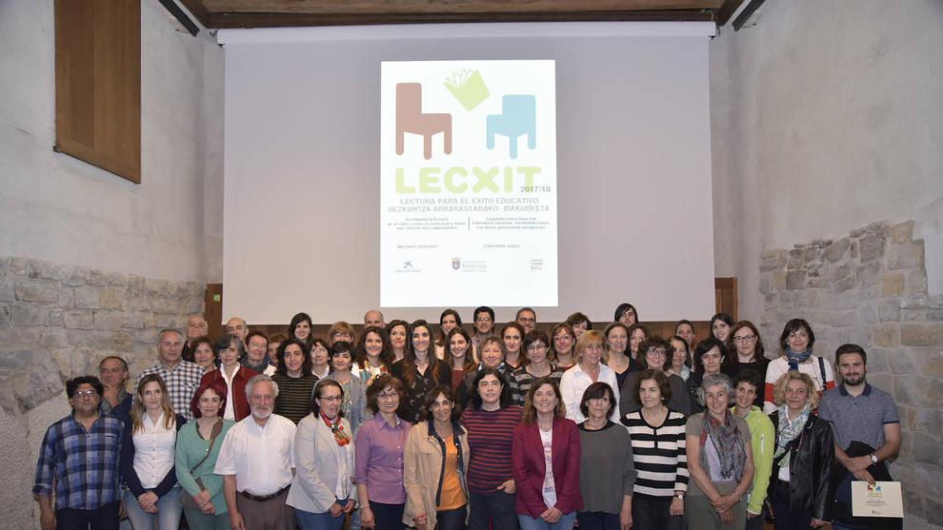 Reconocimiento a los voluntarios del II programa de lectura Lecxit