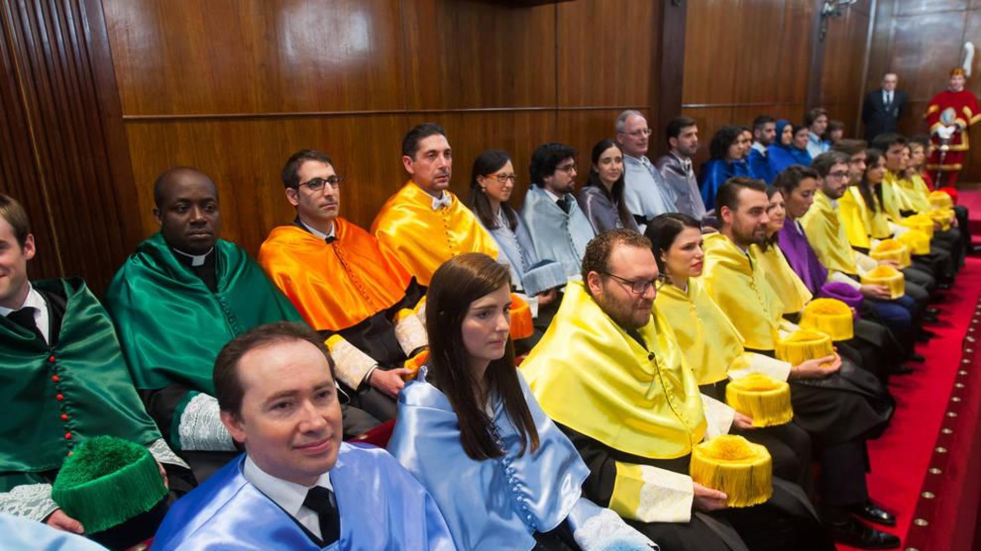 La Universidad de Navarra celebra la investidura de 168 doctores de 19 países