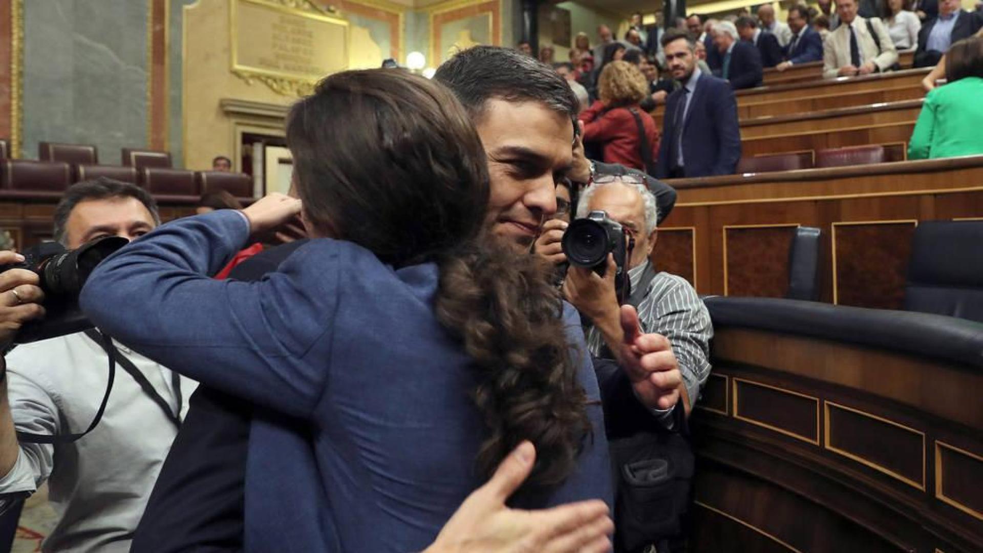 Pablo Iglesias pide a Sánchez un Gobierno "fuerte" de coalición hasta el 2020
