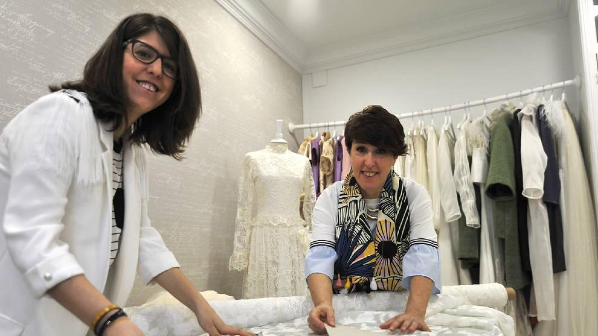 Amaia Artieda, vestir bodas con firma desde un 'atelier' en Tafalla