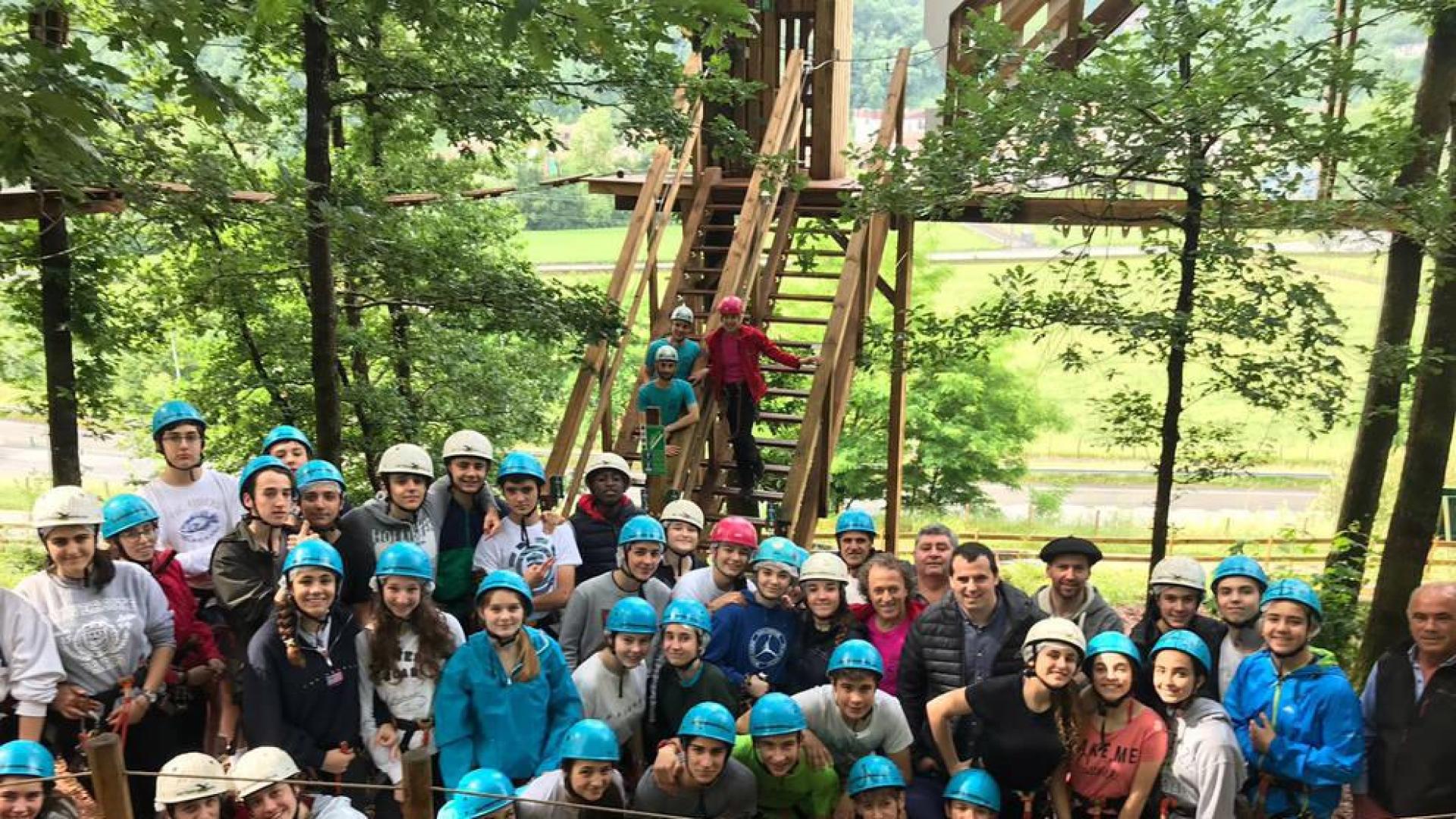 Unos 2.000 escolares conocen Baztan y Bertizarana con actividades deportivas