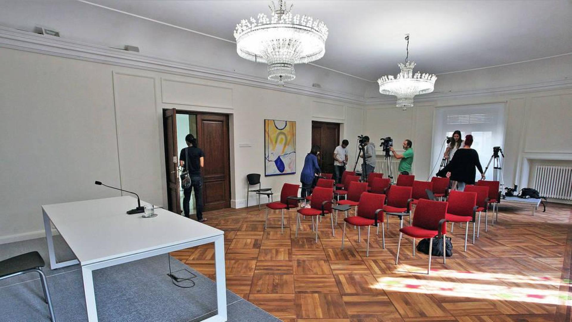 UPN afirma que el gabinete de Asiron se saltó la norma para impedir una rueda de prensa