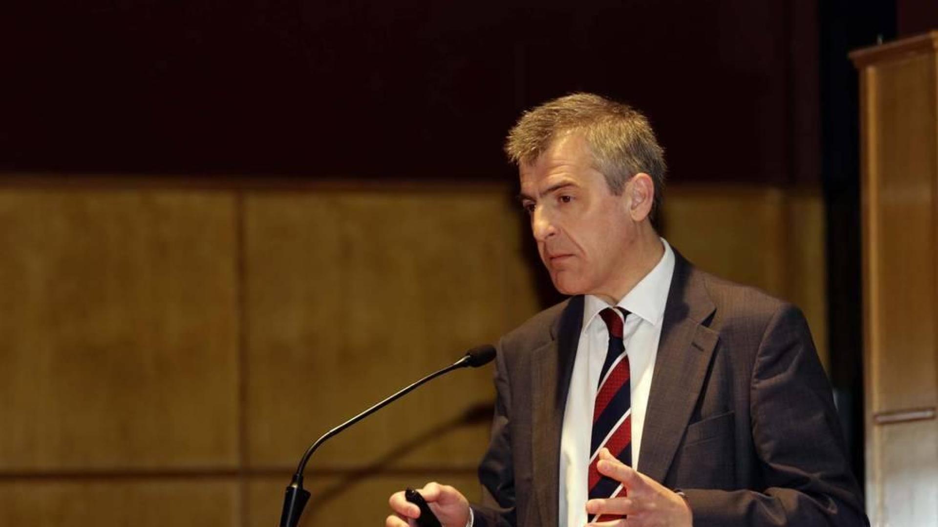 Antonio Bazán: “La reconstrucción de la mama es parte indiscutible del tratamiento del cáncer”