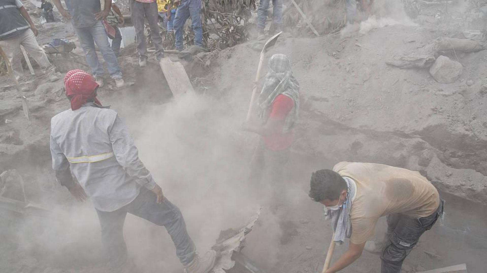 Investigan la respuesta de las autoridades guatemaltecas a la erupción del volcán