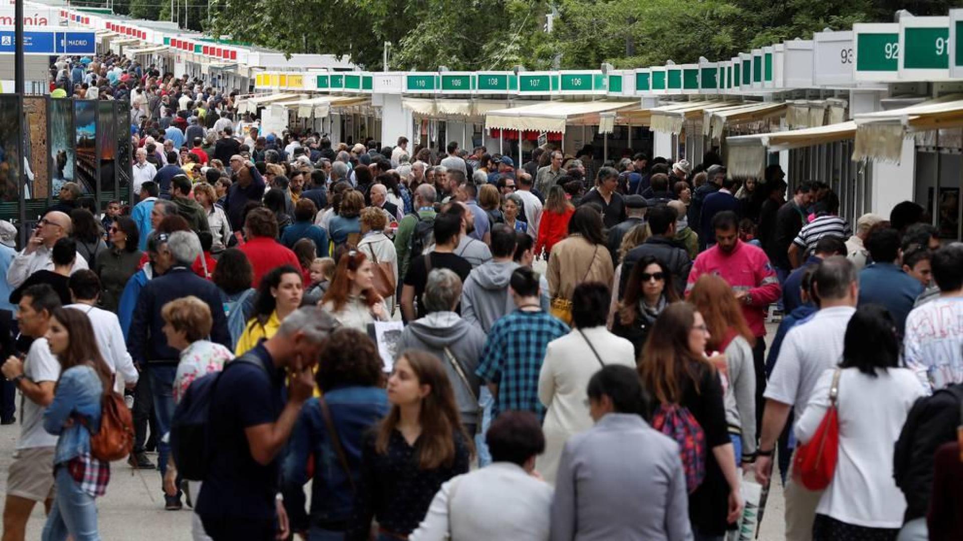 La Feria del Libro cierra con una bajada en ventas del 7% y 2,2 millones de público