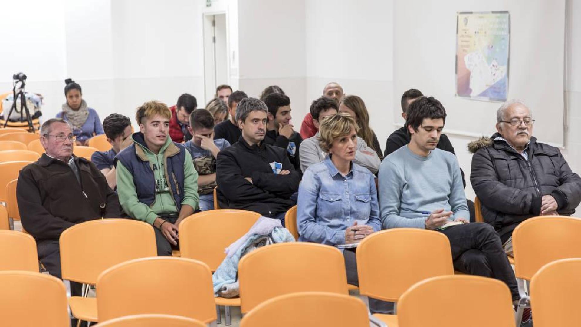 Pistas deportivas en Buztintxuri, una petición que se repite sin éxito