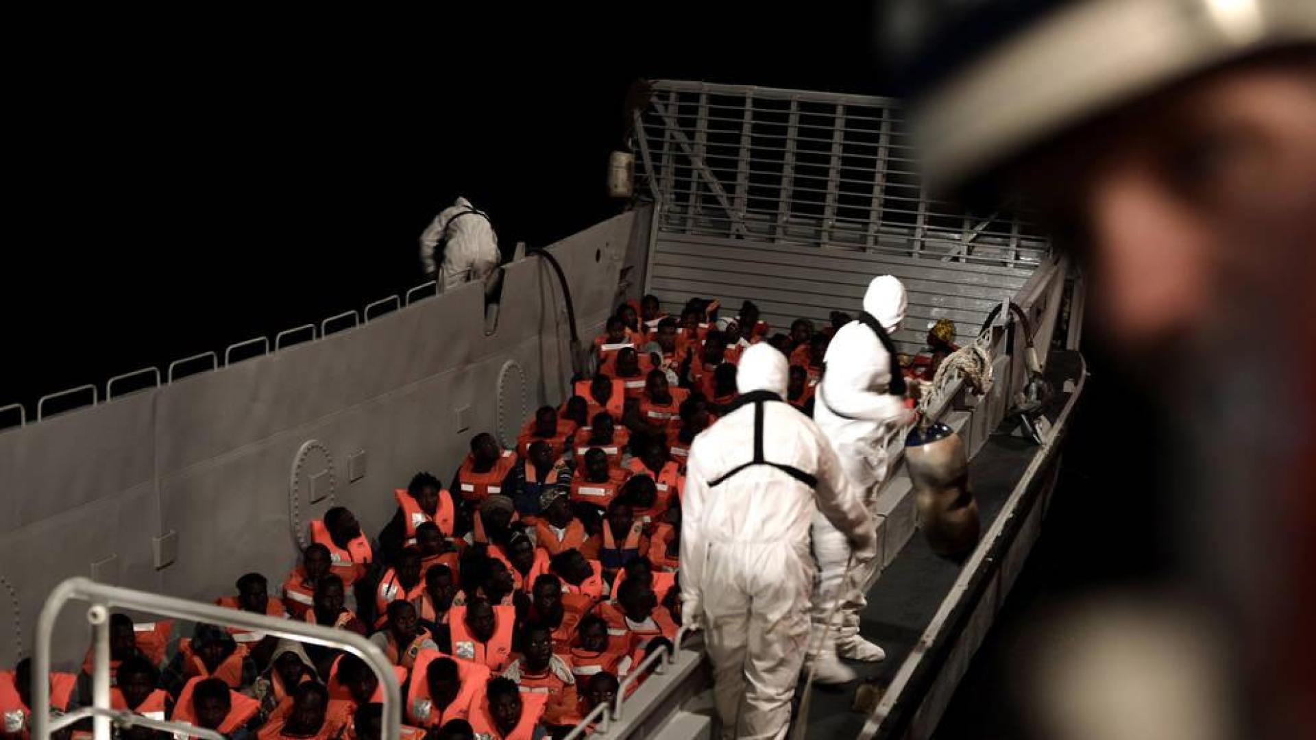 España acogerá el barco "Aquarius" con más de 600 inmigrantes a bordo