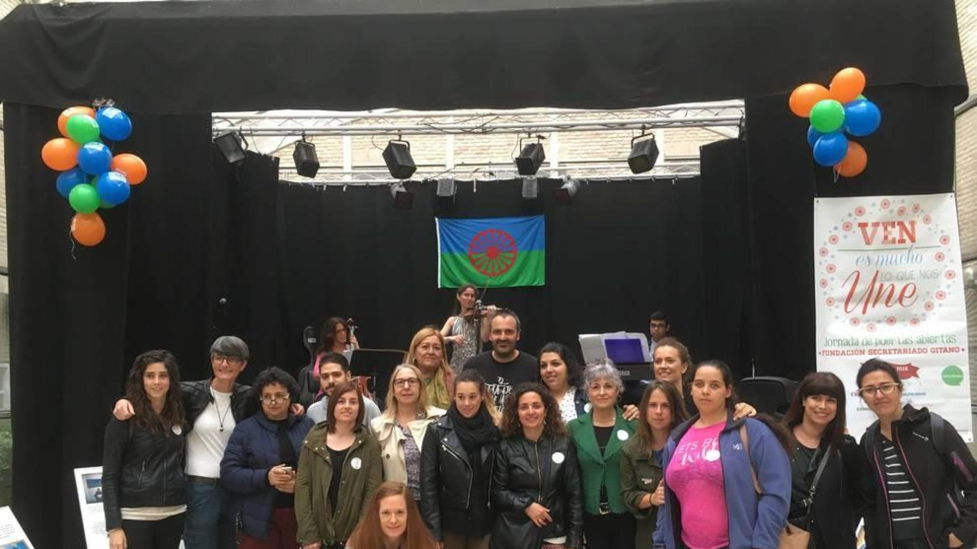 Un día para tender puentes con la comunidad gitana de Navarra