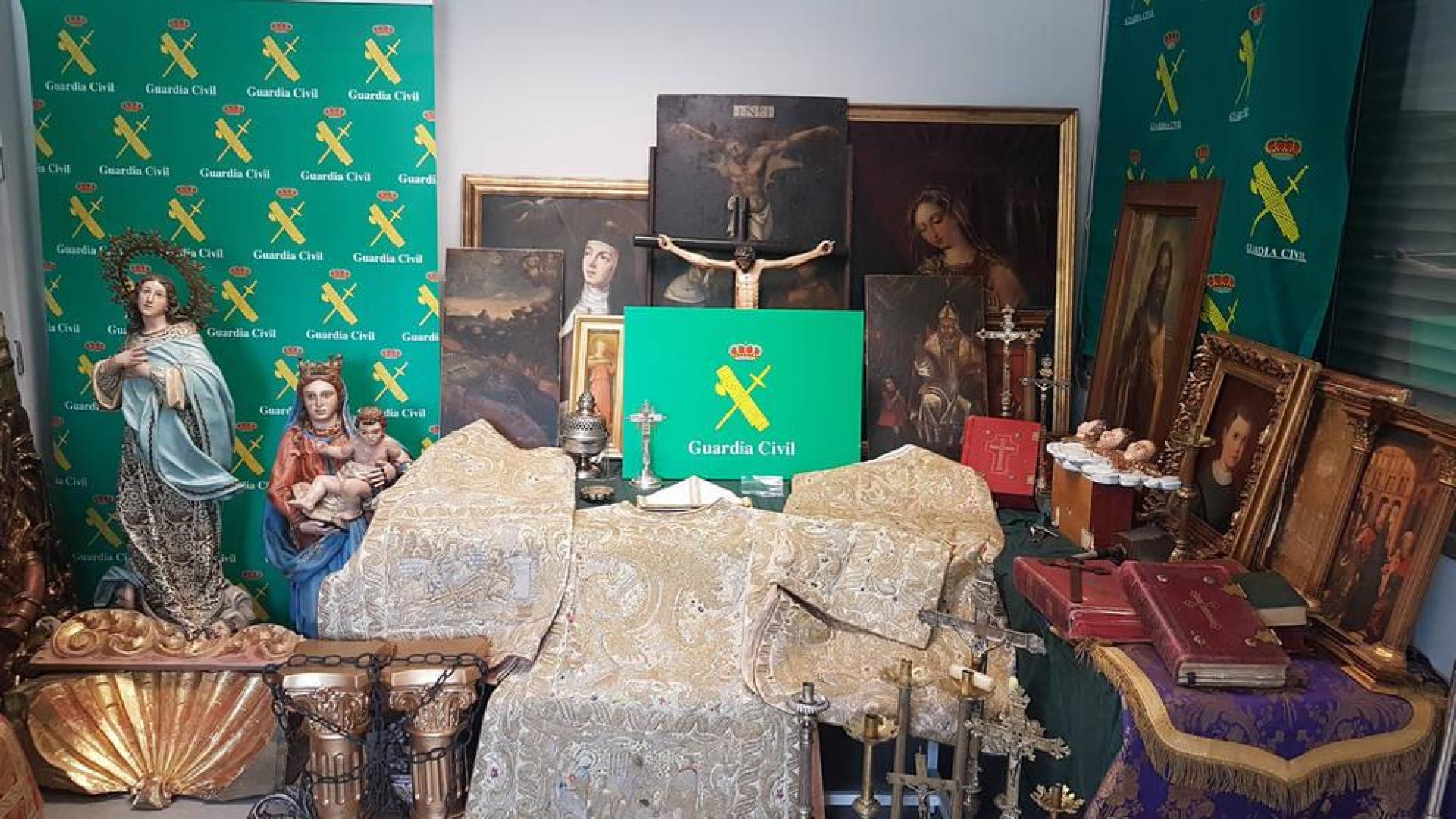 Dos detenidos por robar cerca de 100 objetos religiosos en Milagro
