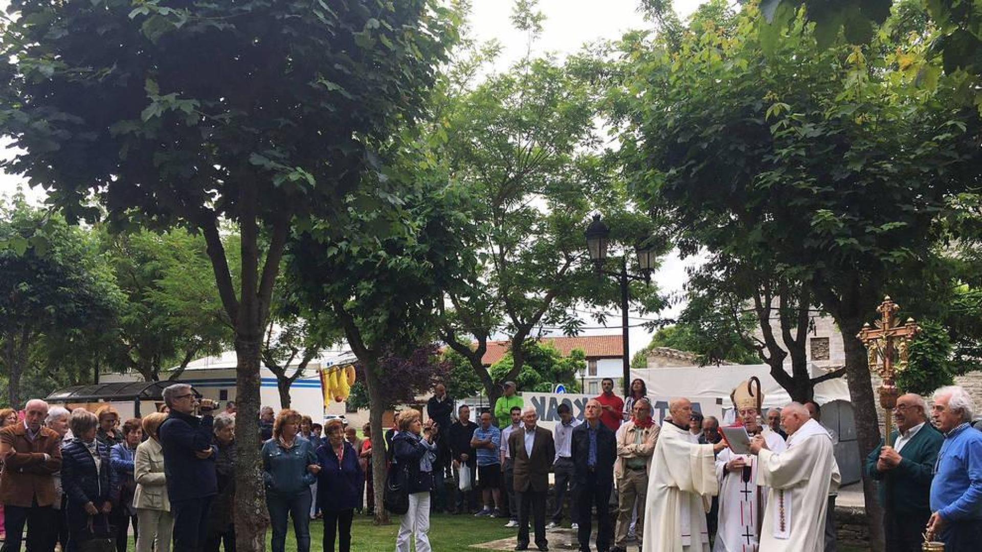Etxauri reestrena  por San Antonio las campanas de la iglesia