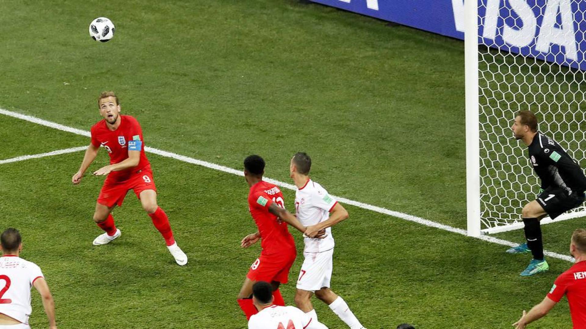 Un gol de Kane en el descuento da la primera victoria a los 'pross'