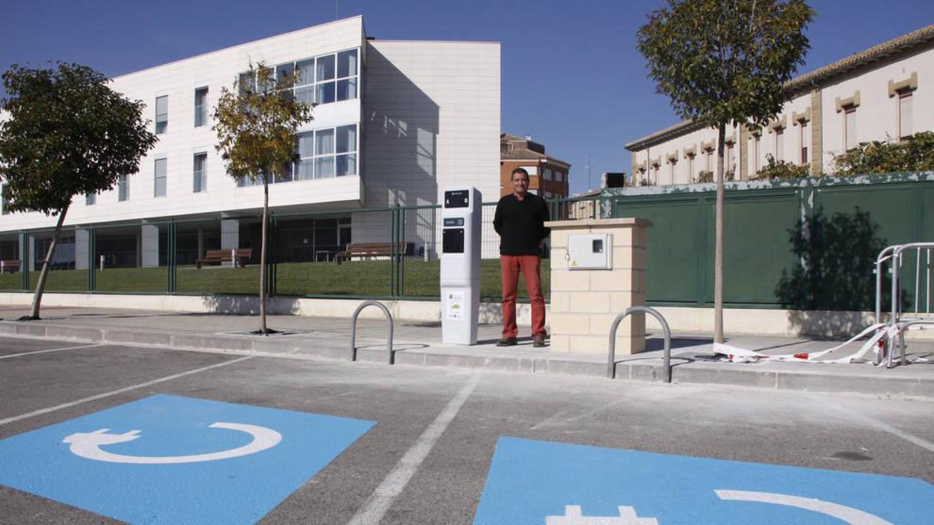 Tafalla y Falces instalan puntos de recarga de vehículos eléctricos