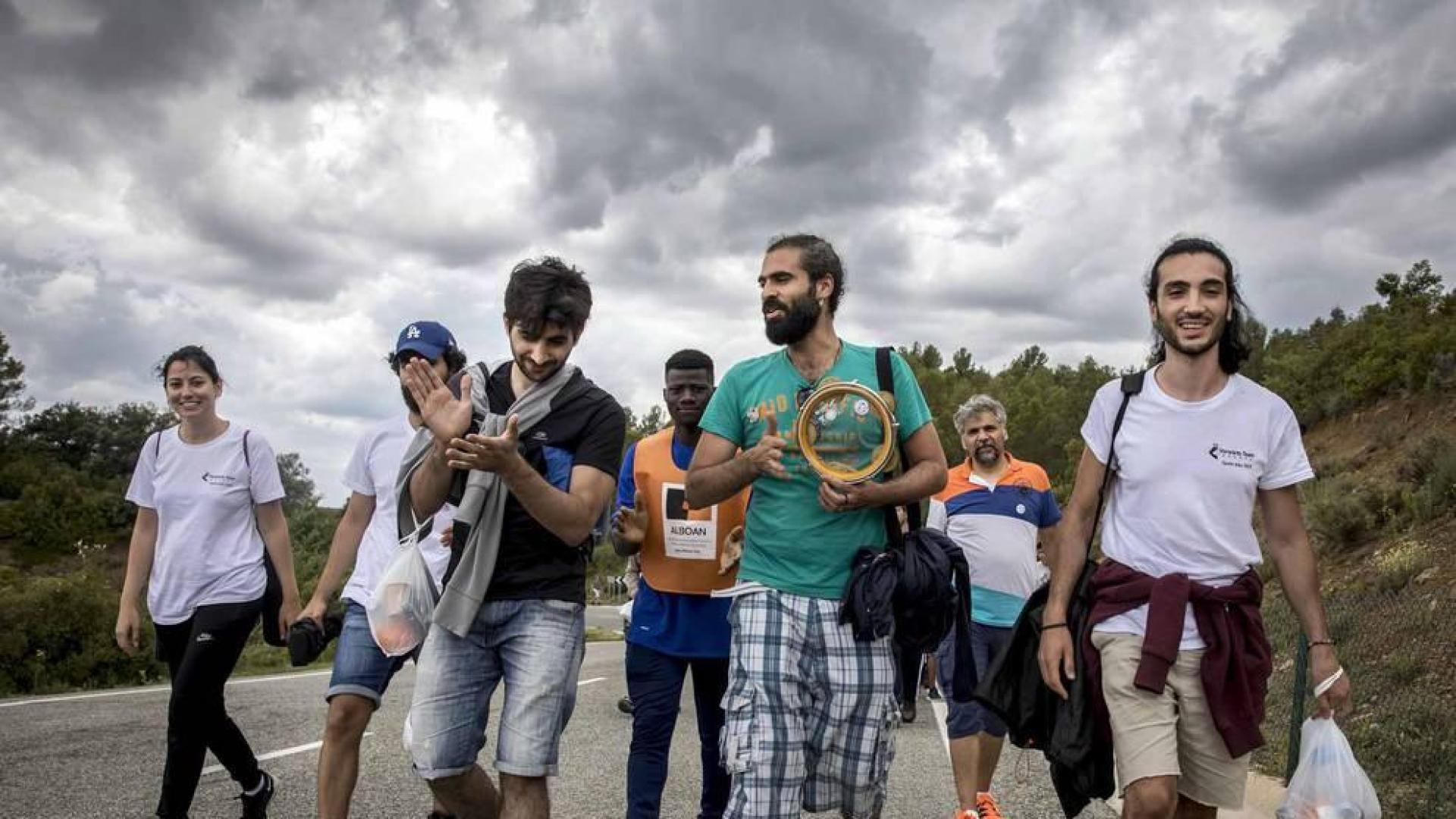 Los 'Caminos de la Hospitalidad' desembocaron el sábado en la cuna de San Francisco Javier con un centenar de refugiados sirios como símbolo de la acogida Navarra