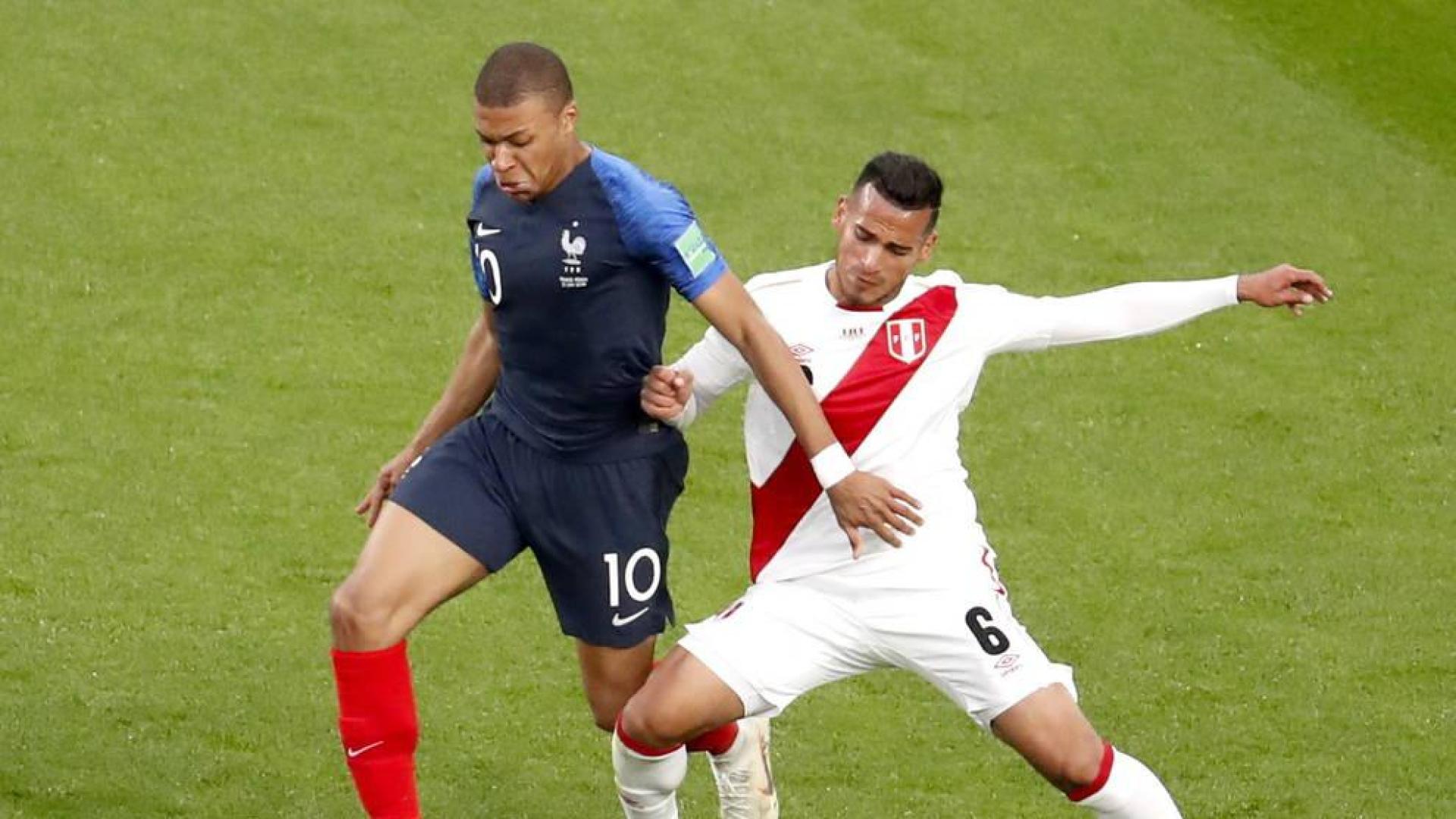 Francia se clasifica para octavos y deja fuera a Perú