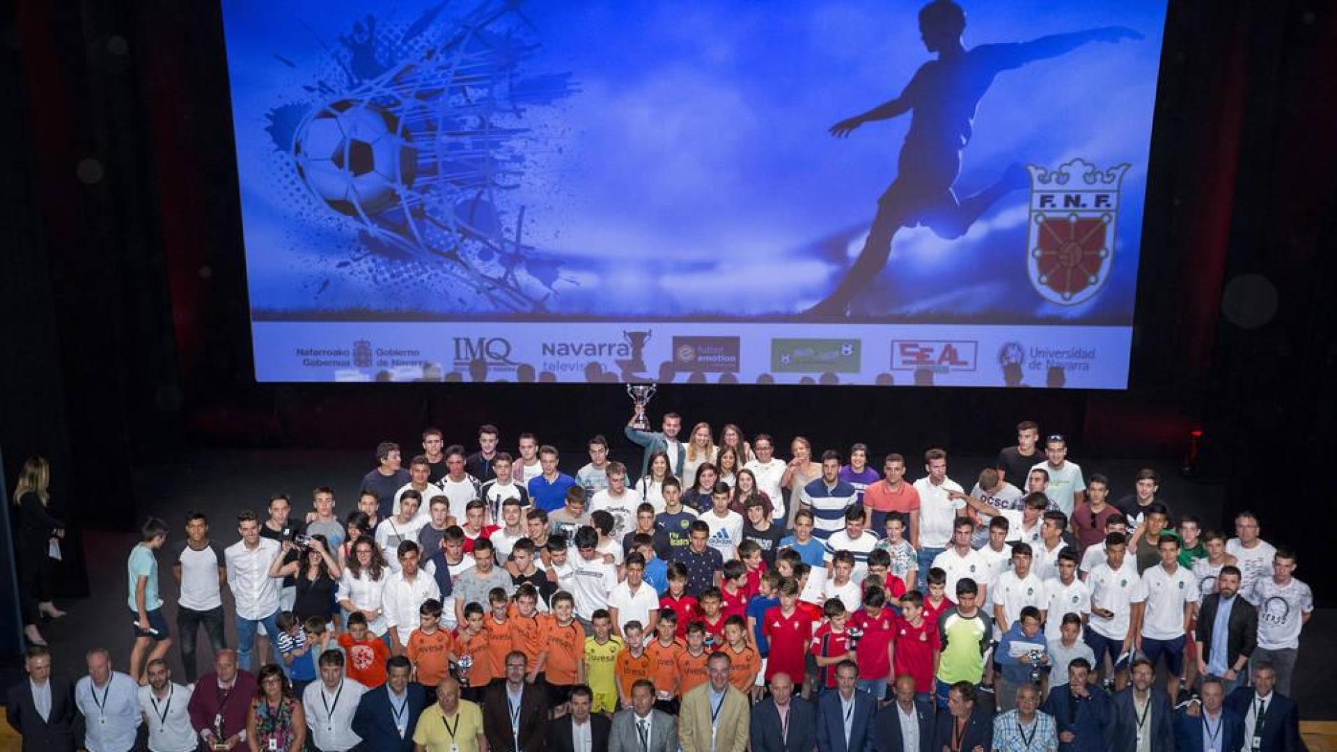 Premio a los campeones del fútbol navarro