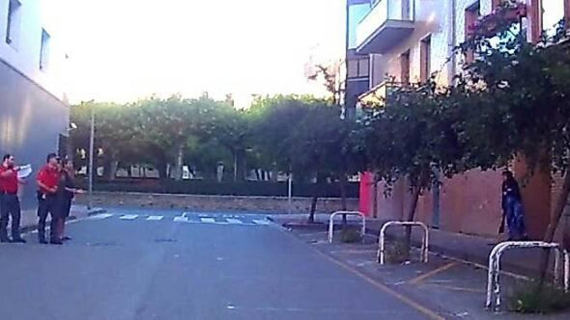 Una mujer amenaza con suicidarse con una escopeta en una calle de Tafalla