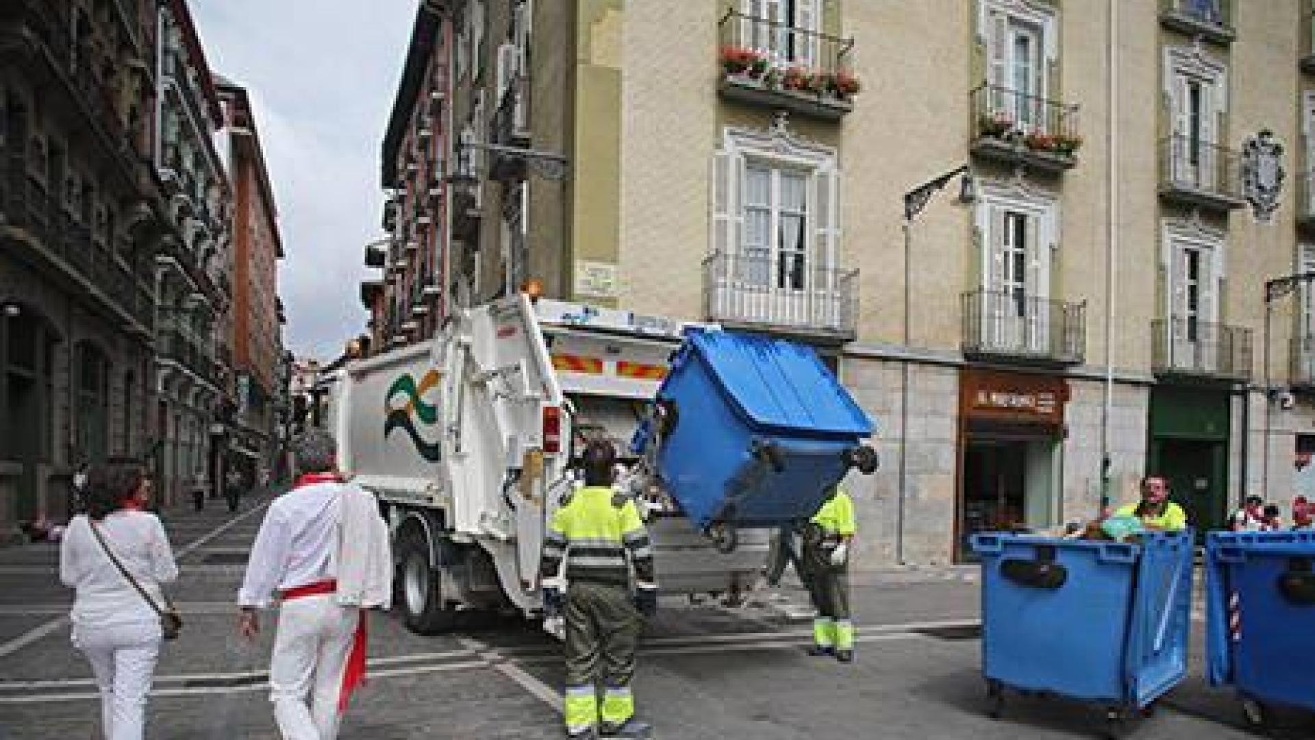 Recogida selectiva de residuos en San Fermín en el Casco Antiguo por primera vez
