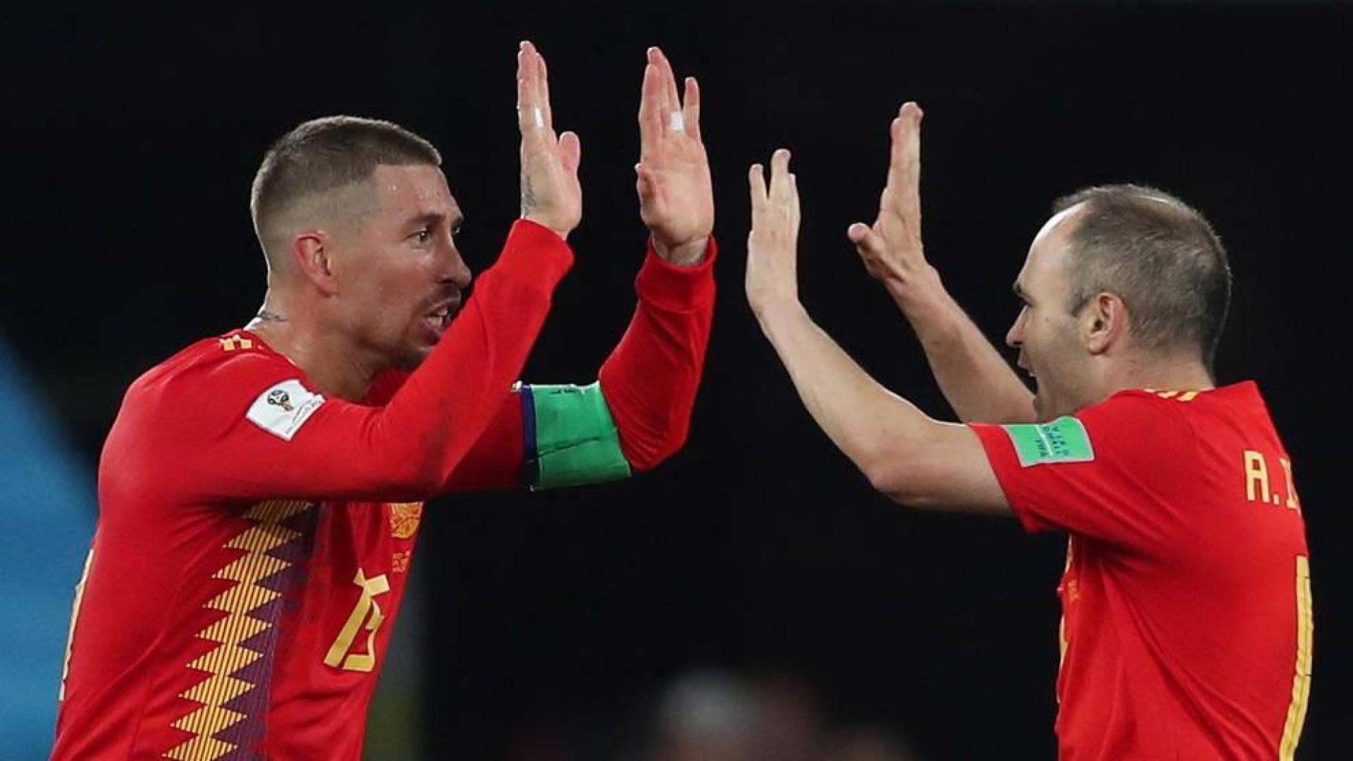El VAR resucita a España, que pasa primera de grupo