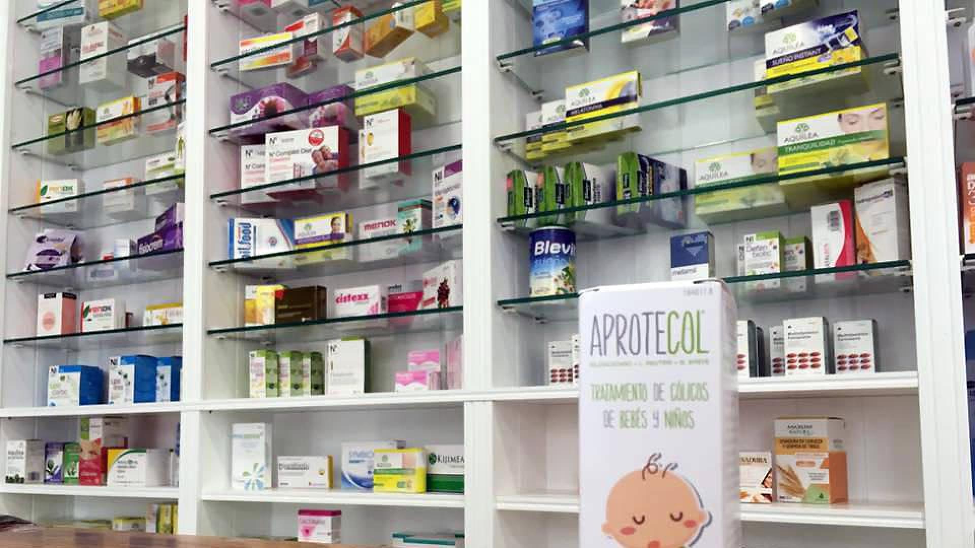 Retiran del mercado un jarabe para cólicos de bebés por una reacción alérgica