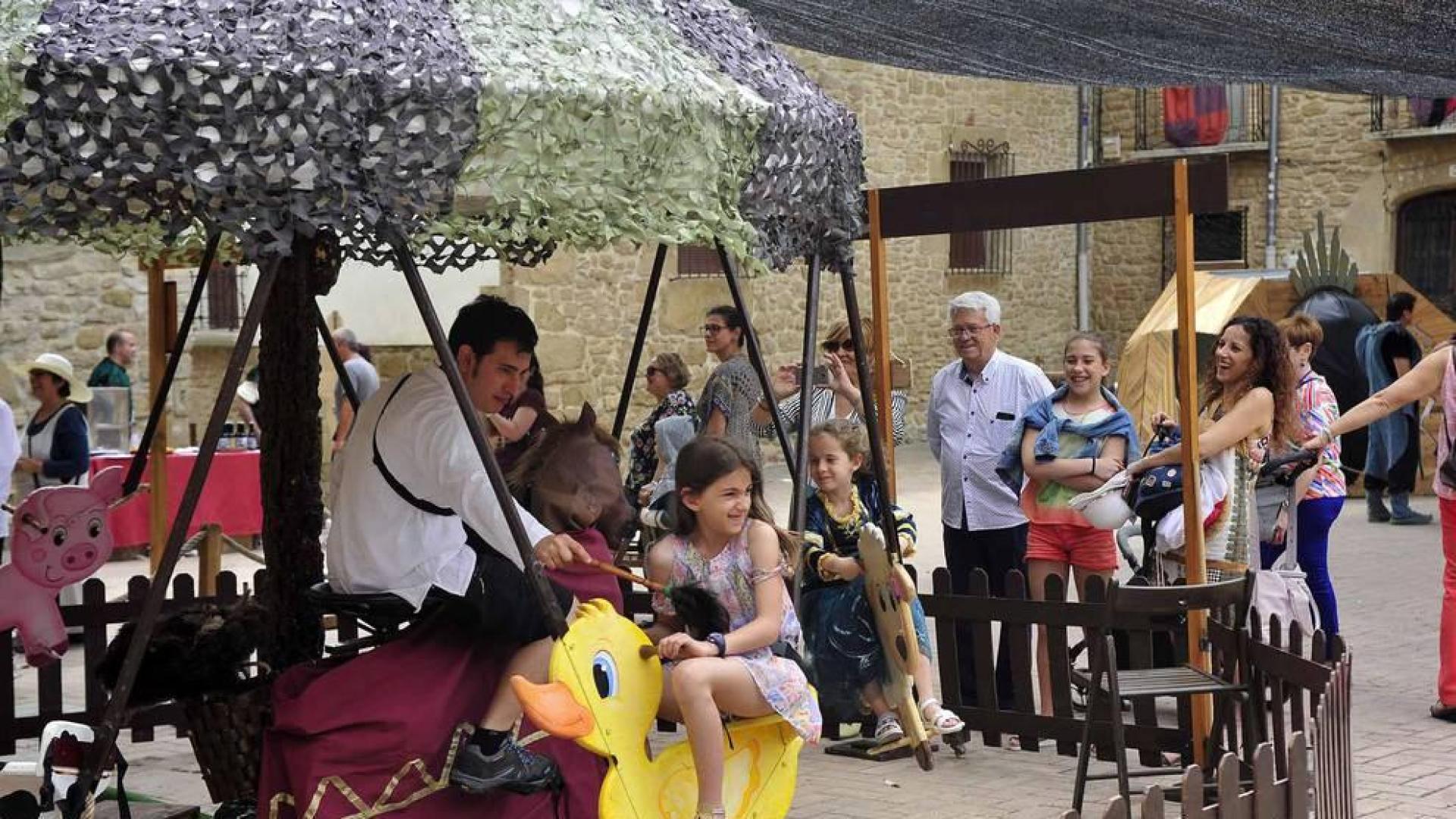 La Villa arrancó este sábado su 18º edición de la feria 'Encuentros con la Historia'