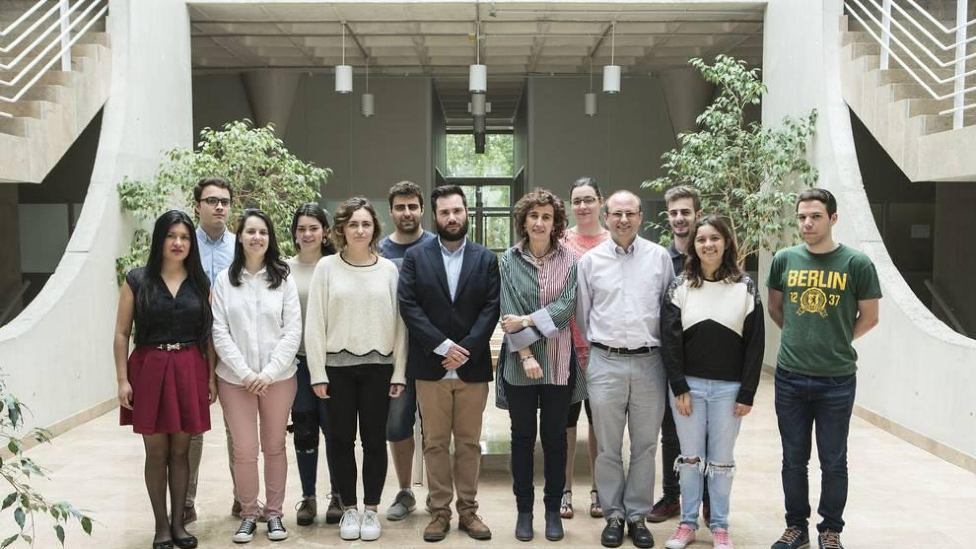 La UPNA premia a 28 alumnos que ayudaron a un centenar de compañeros de primer curso