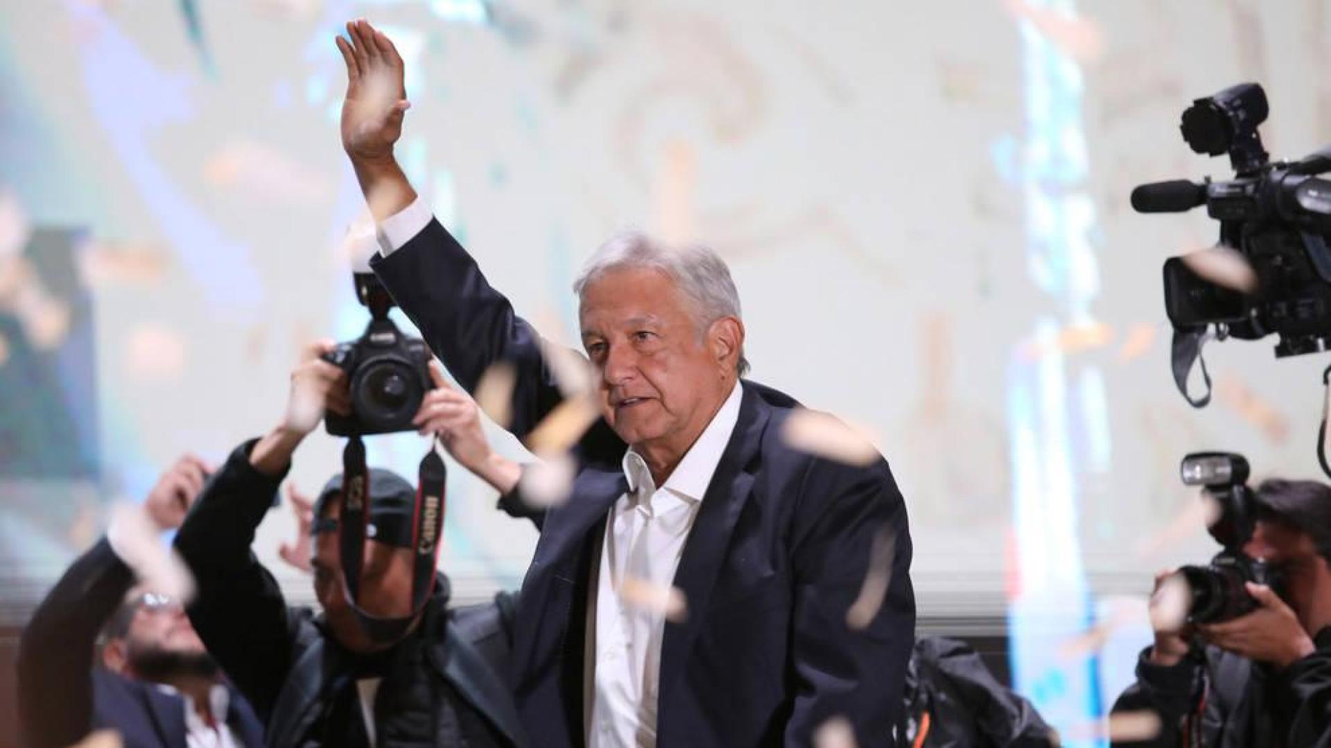 López Obrador dice que "tenderá la mano" al Gobierno de Donald Trump