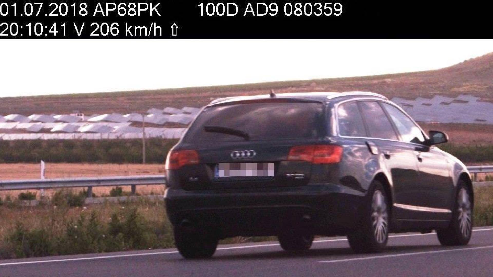 Denunciado un coche a más de 200 km/h en la AP 68