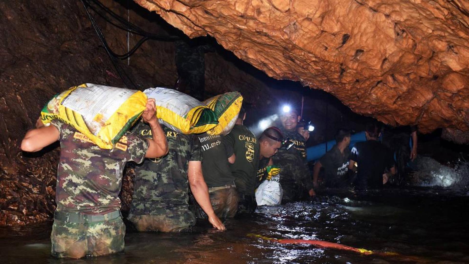 El rescate de los menores atrapados en Tailandia puede durar meses