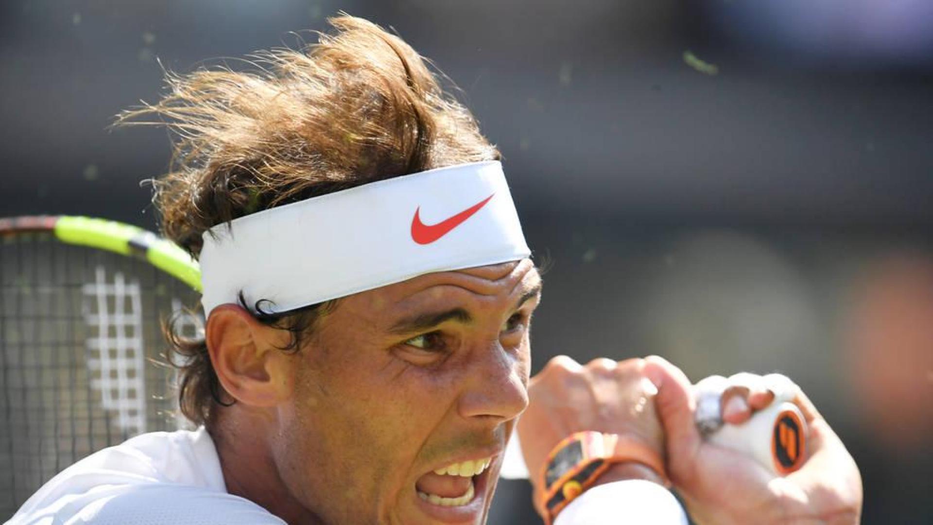 Nadal solventa sin problemas su estreno en Wimbledon ante el israelí Sela