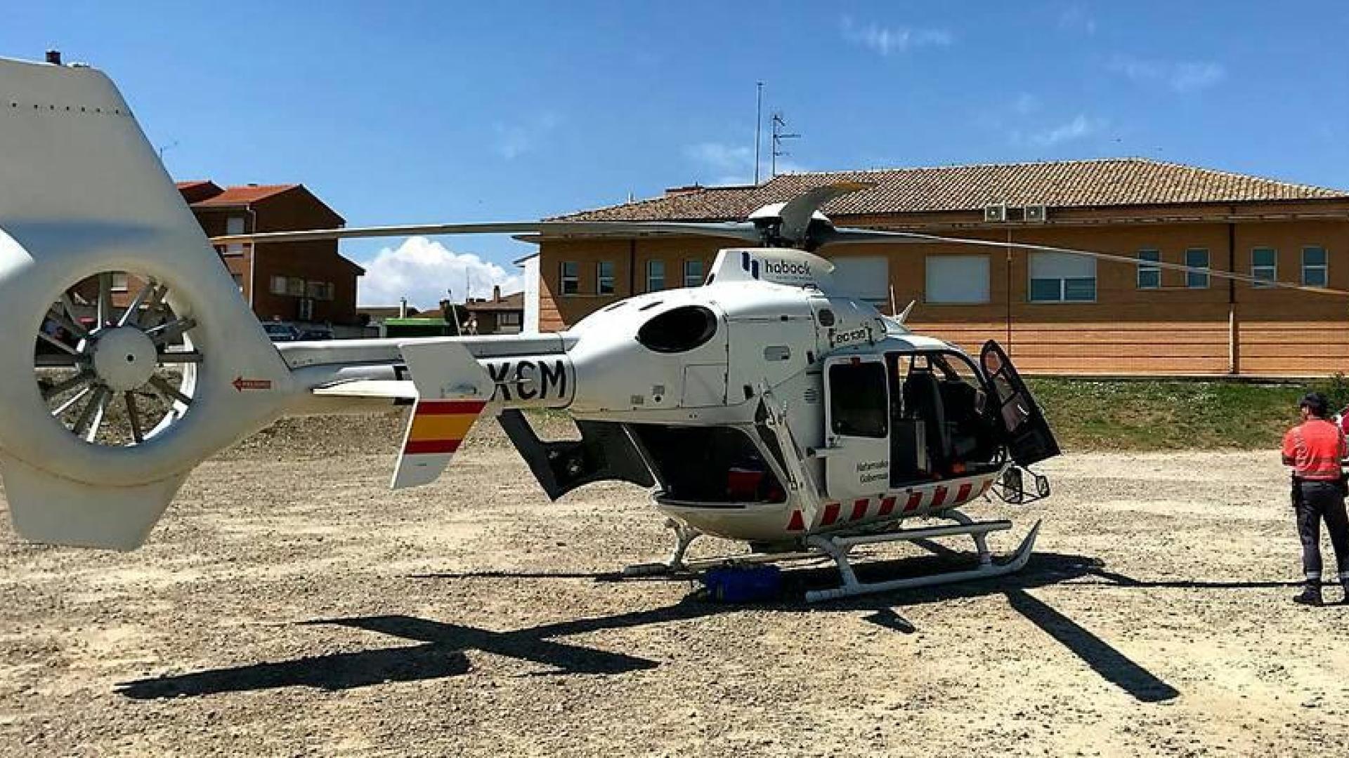 Trasladada en helicóptero una niña de 7 años tras una caída de bicicleta en Cadreita