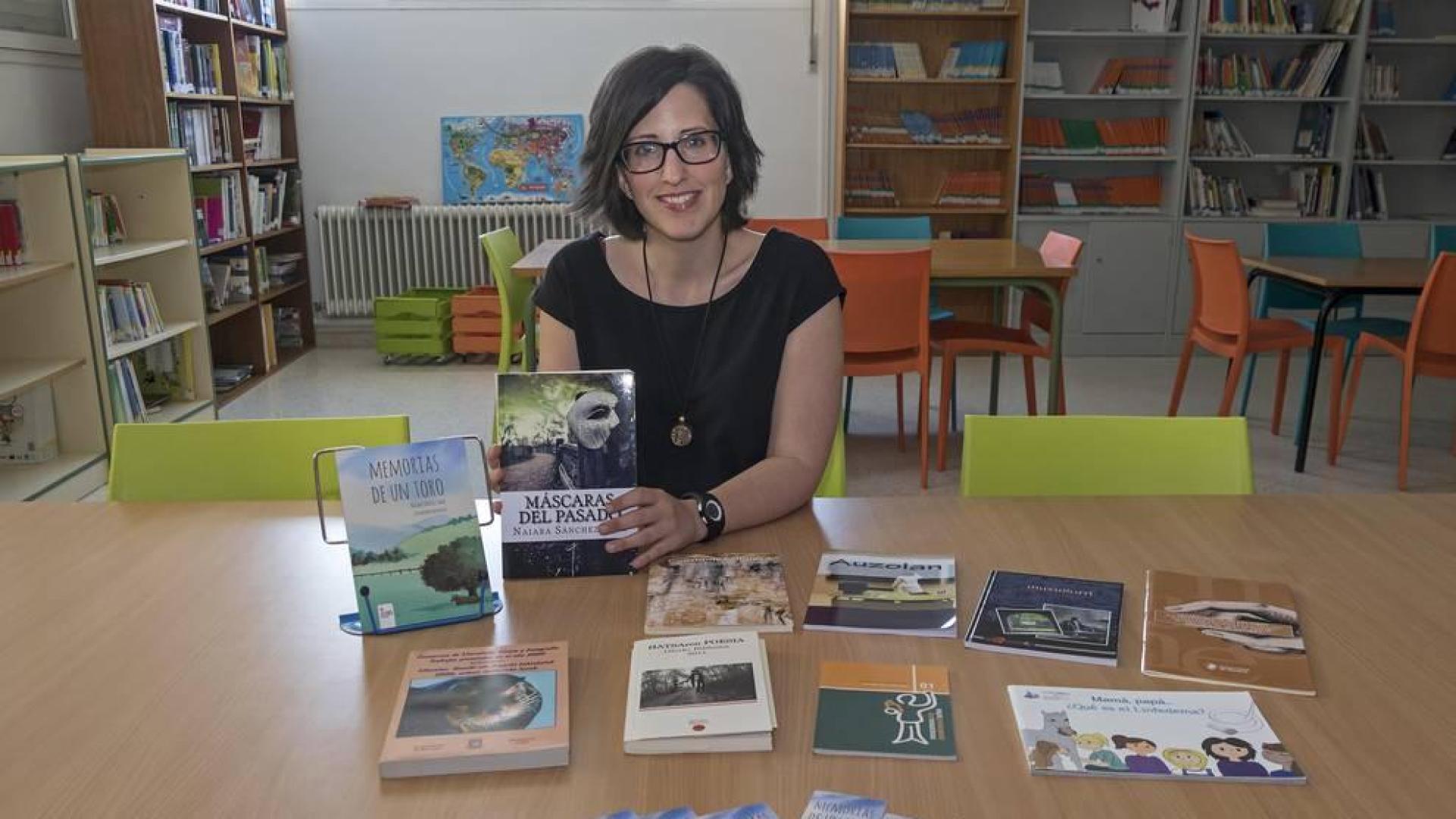 La escritora que enseña en el colegio Remontival de Estella