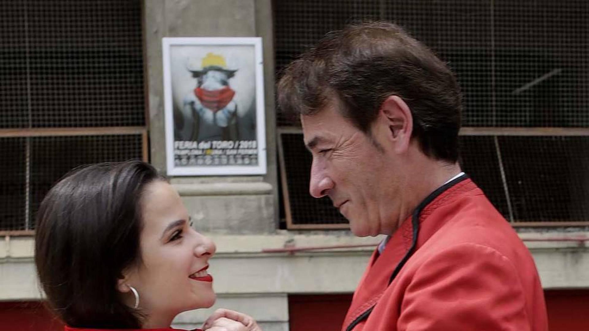 San Fermín en femenino: Elisabeth y Daniel Azcona, la gloria del torilero