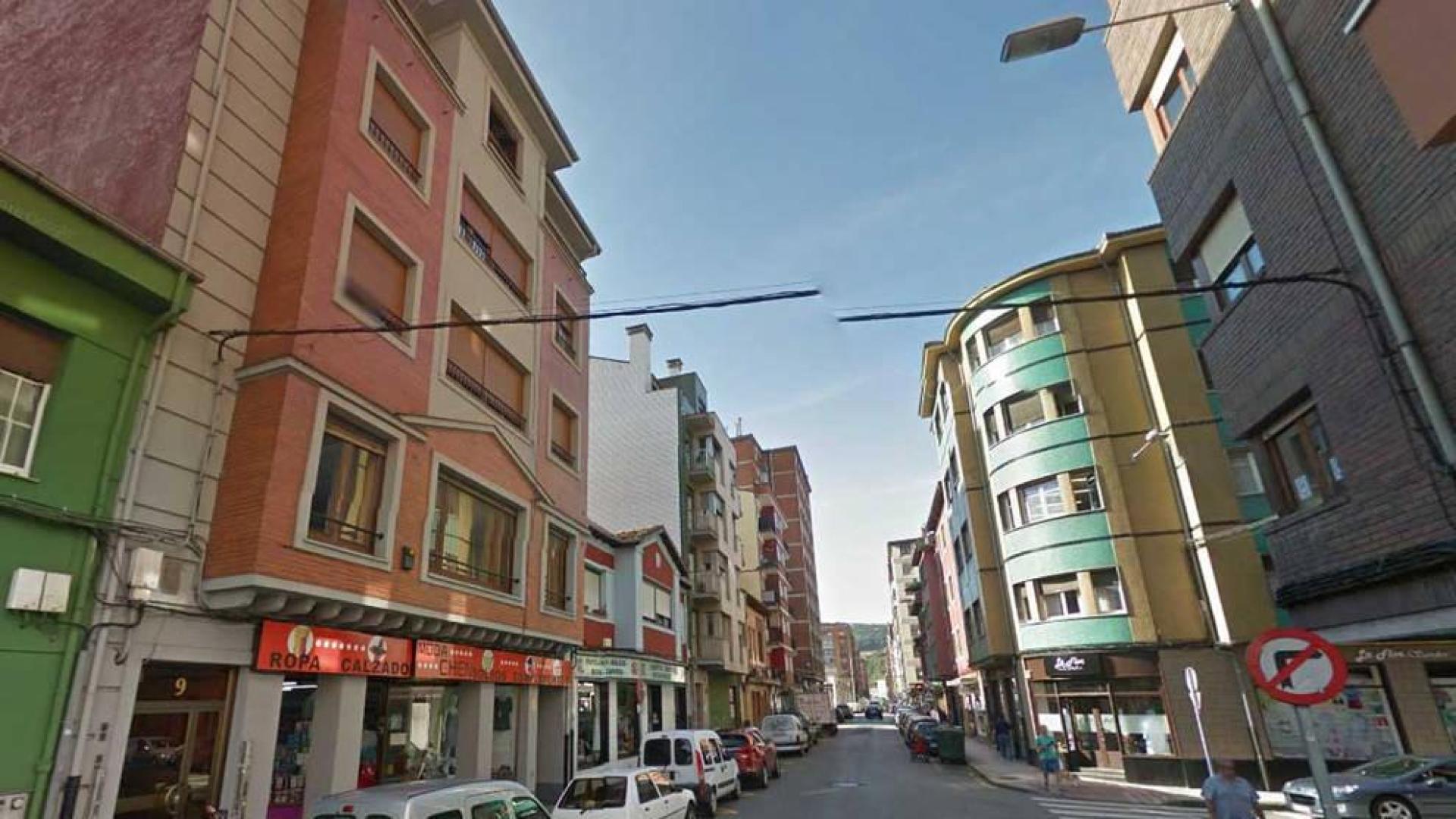 Un hombre mata a su mujer y se tira por la ventana en La Felguera (Asturias)