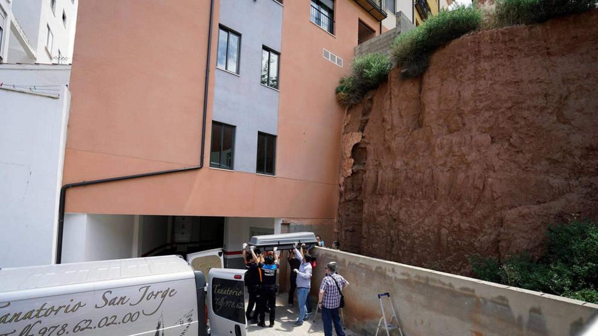 Fallece un joven al caer diez metros desde un muro por un terraplén en Teruel