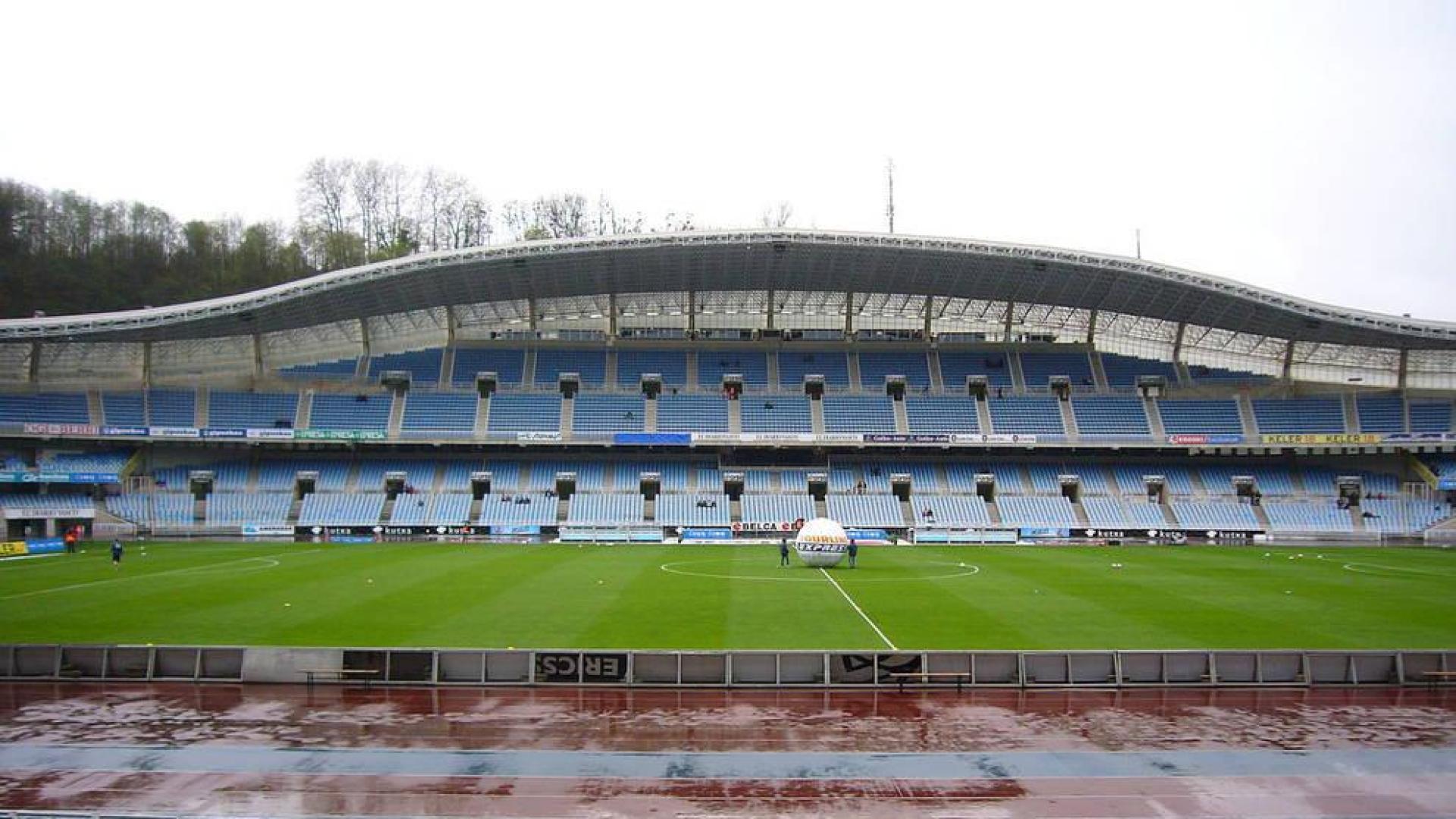 Chubascos intermitentes y fuerte viento esperan a los rojillos en Anoeta