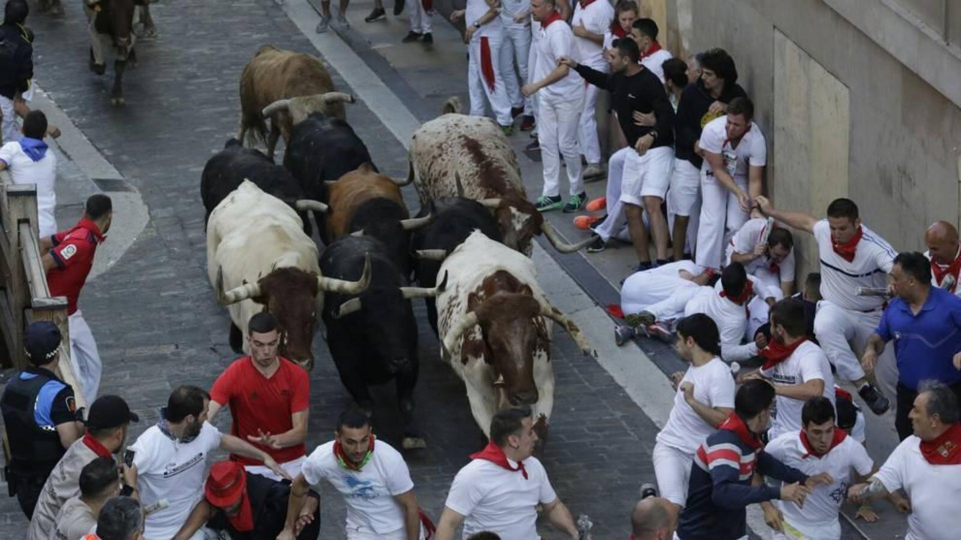 Imágenes del cuarto encierro de los Sanfermines 2018, con toros de la ganadería Fuente Ymbro.