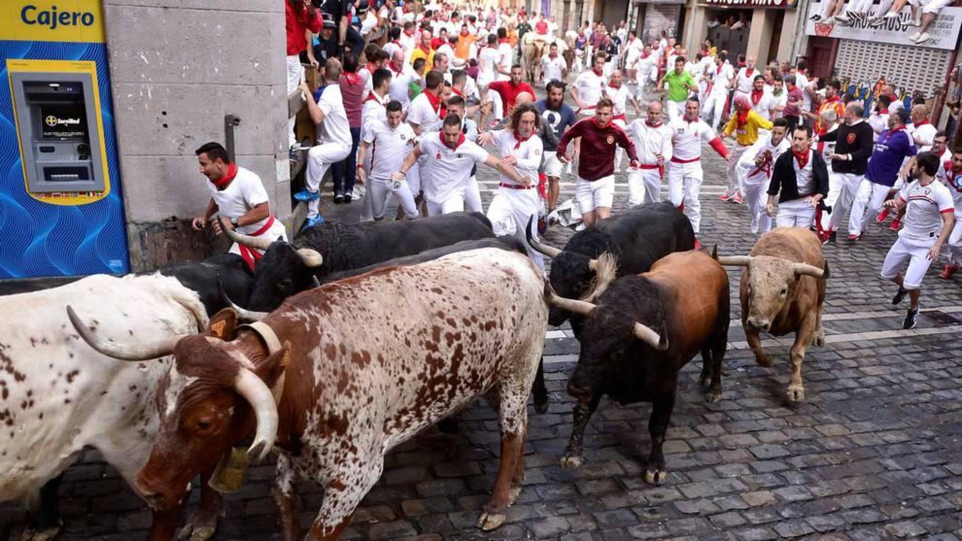 Imágenes del cuarto encierro de los Sanfermines 2018, con toros de la ganadería Fuente Ymbro.