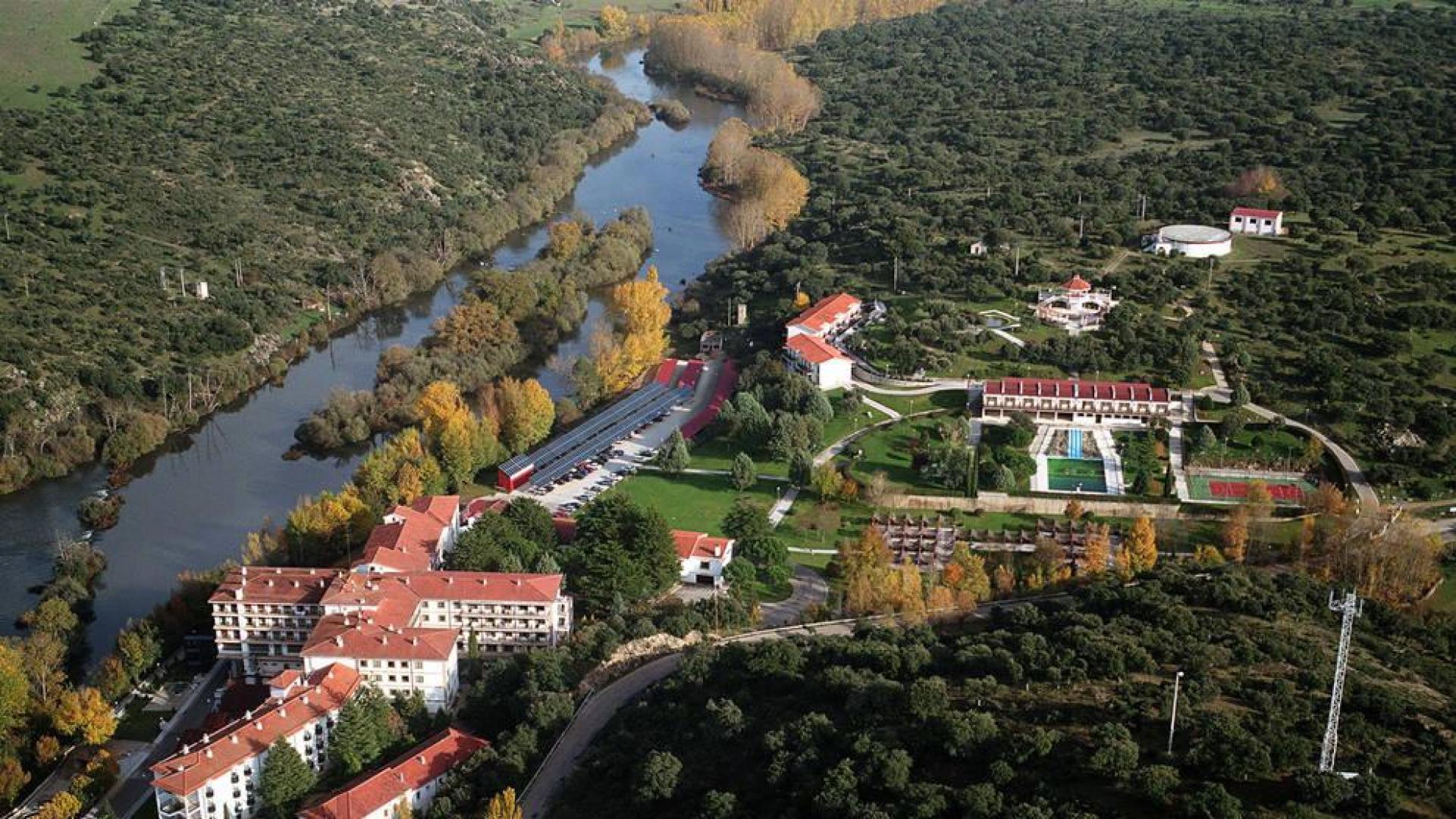 Hallan muerta a una niña de 12 años en una habitación de un balneario en Salamanca