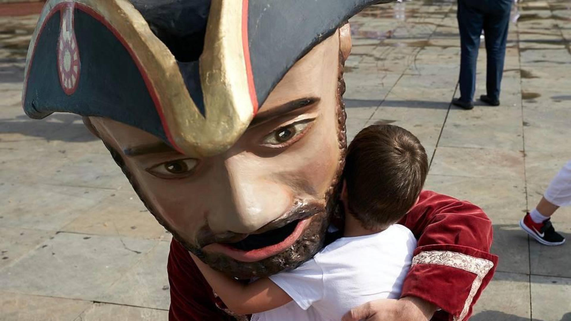 Salida de los gigantes y cabezudos de Pamplona, 12 de julio de San Fermín 2018