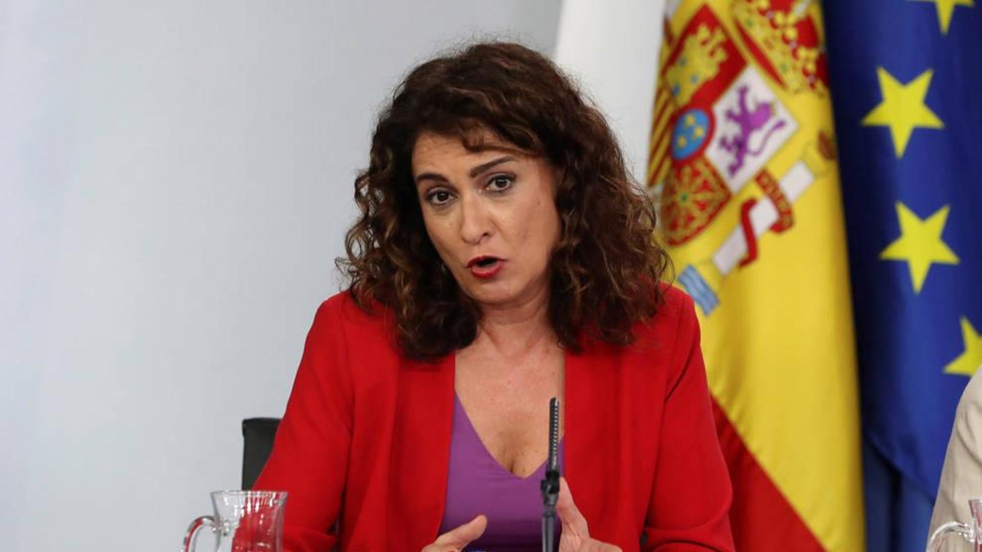 El Gobierno retrasa la senda de reducción del déficit por el gasto social