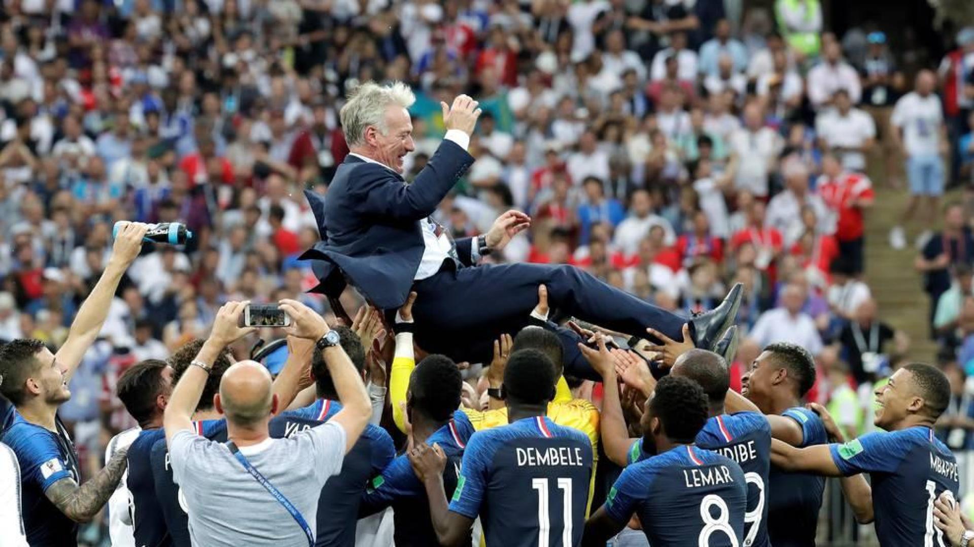 Deschamps, tercero en ganar el Mundial de jugador y entrenador
