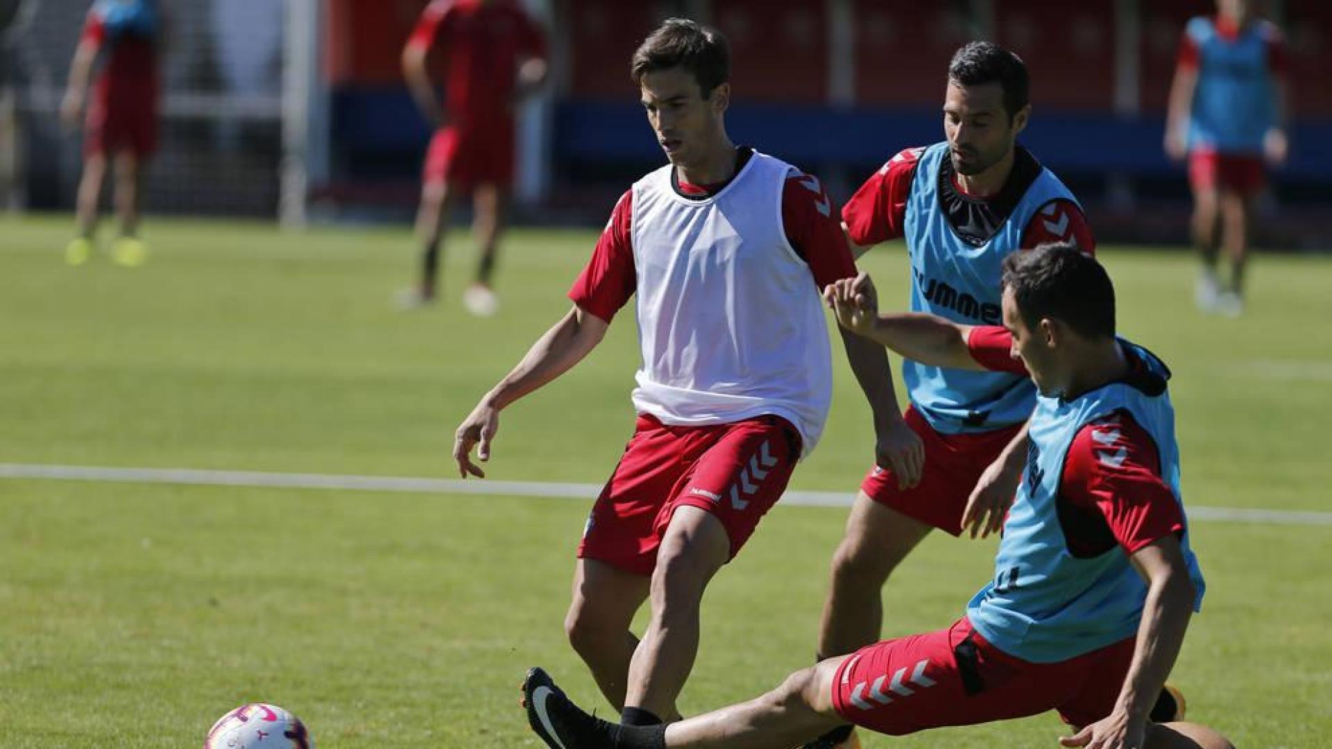Osasuna disputa hoy su primer amistoso en Irún