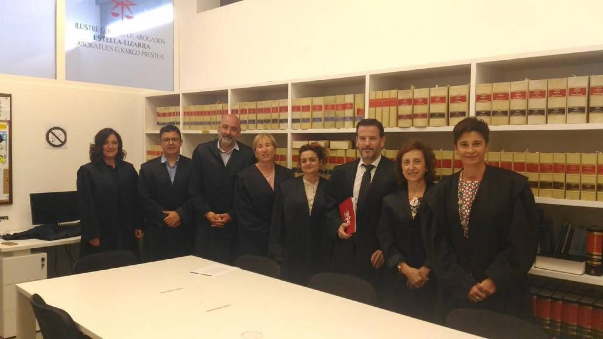 El Colegio de Abogados de Estella homenajea a Marta Esparza y Lucía Pérez