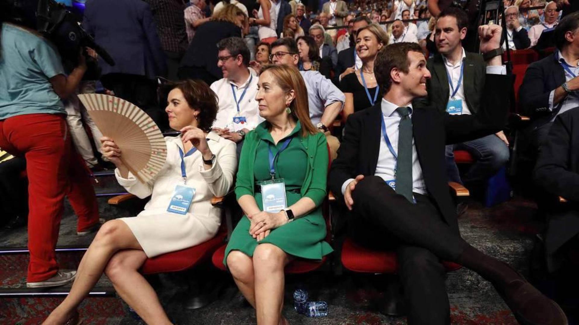 Los candidatos del PP llegan a la meta en una reñida batalla por los compromisarios