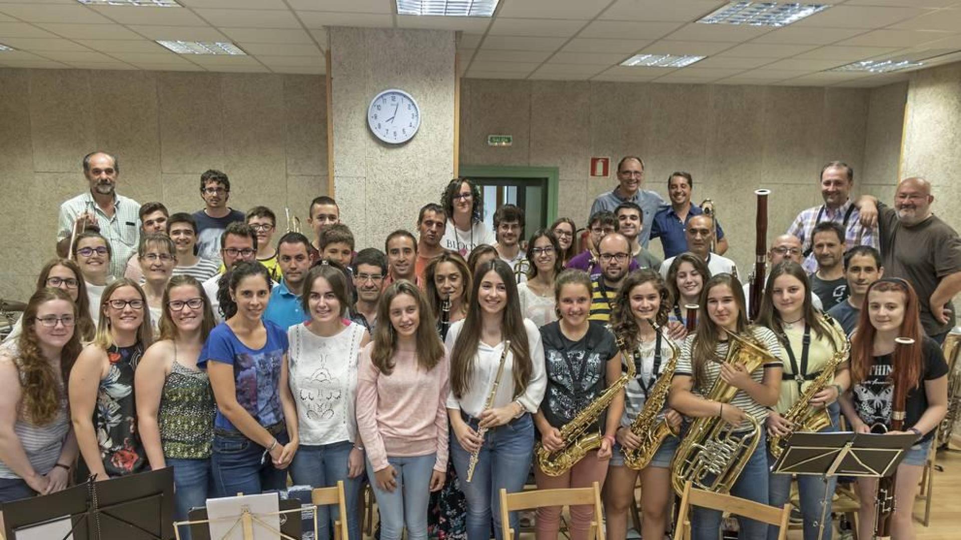 La banda de Estella recibe como un “privilegio” la delegación del cohete