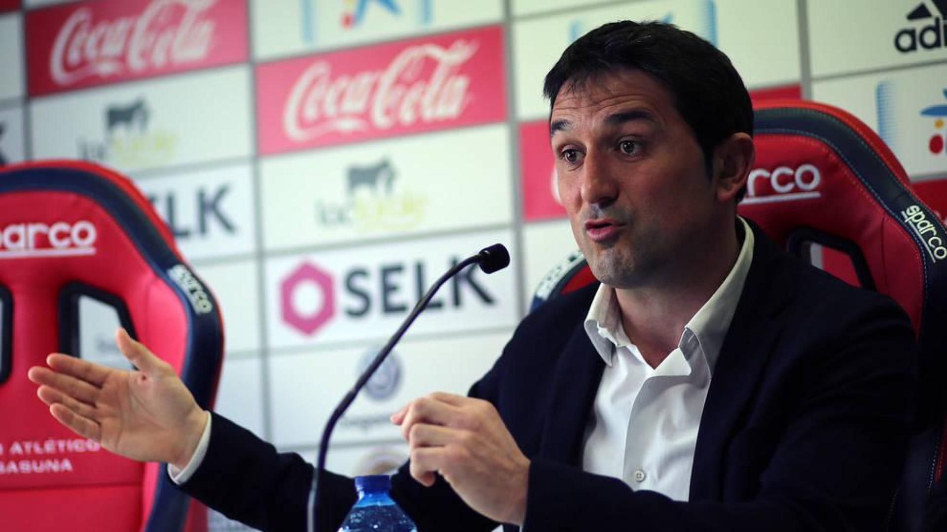 Braulio: "Espero cerrar en breve el fichaje de un delantero que pueda jugar en banda"