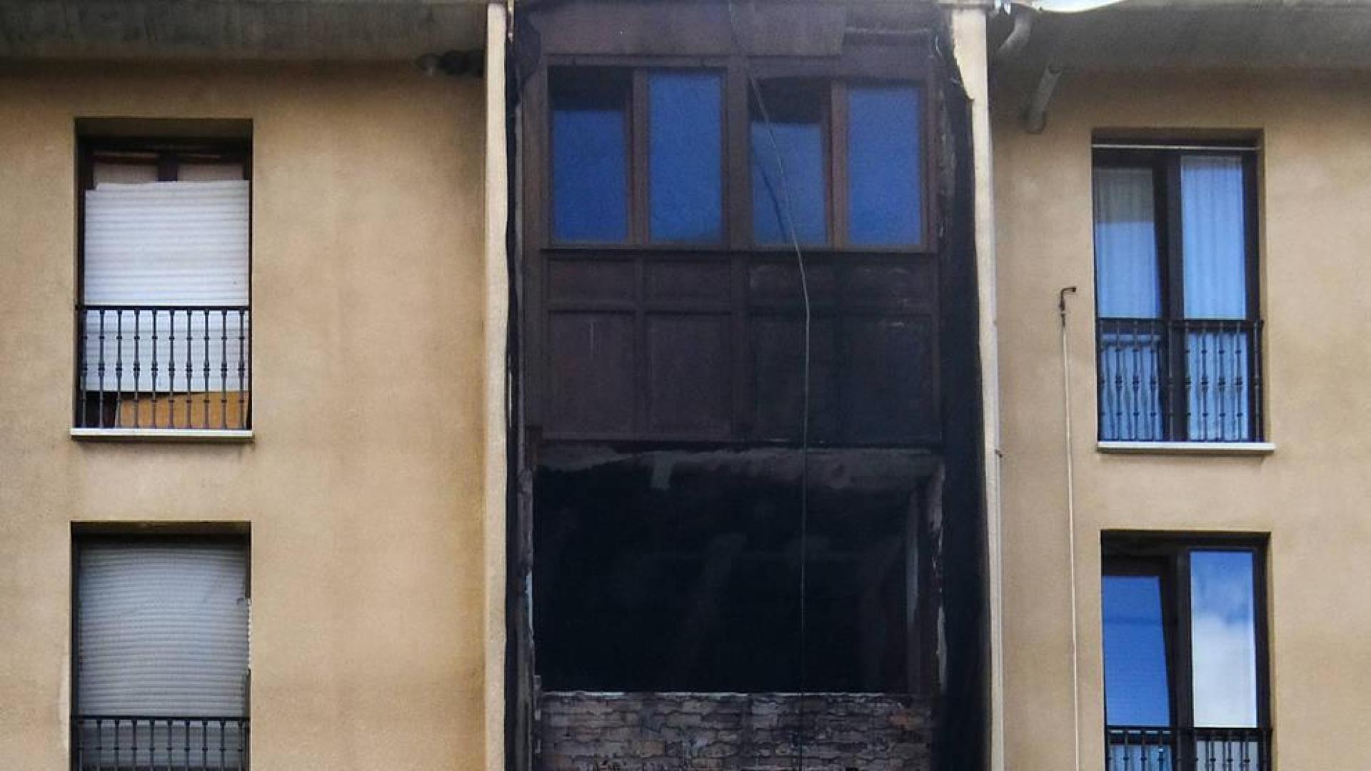 Los vecinos de Puente la Reina no han vuelto a sus casas un año después de la explosión