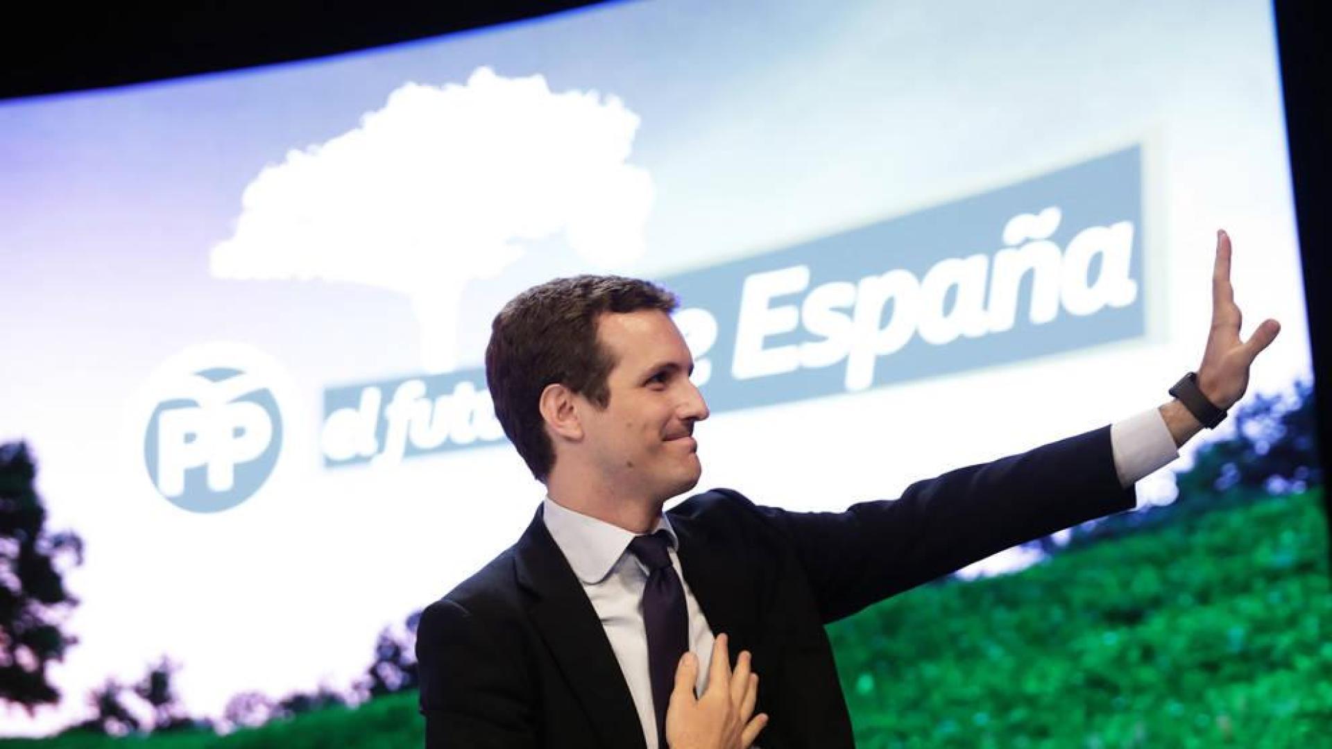 Casado cita a Santamaría para integrar en su equipo a los perdedores