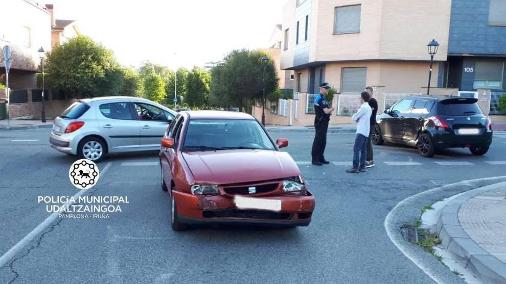 Un conductor ebrio choca en Pamplona contra otro que también da positivo en alcohol